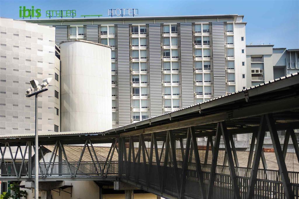 Ibis Styles Kuala Lumpur Fraser Business Park Exterior photo
