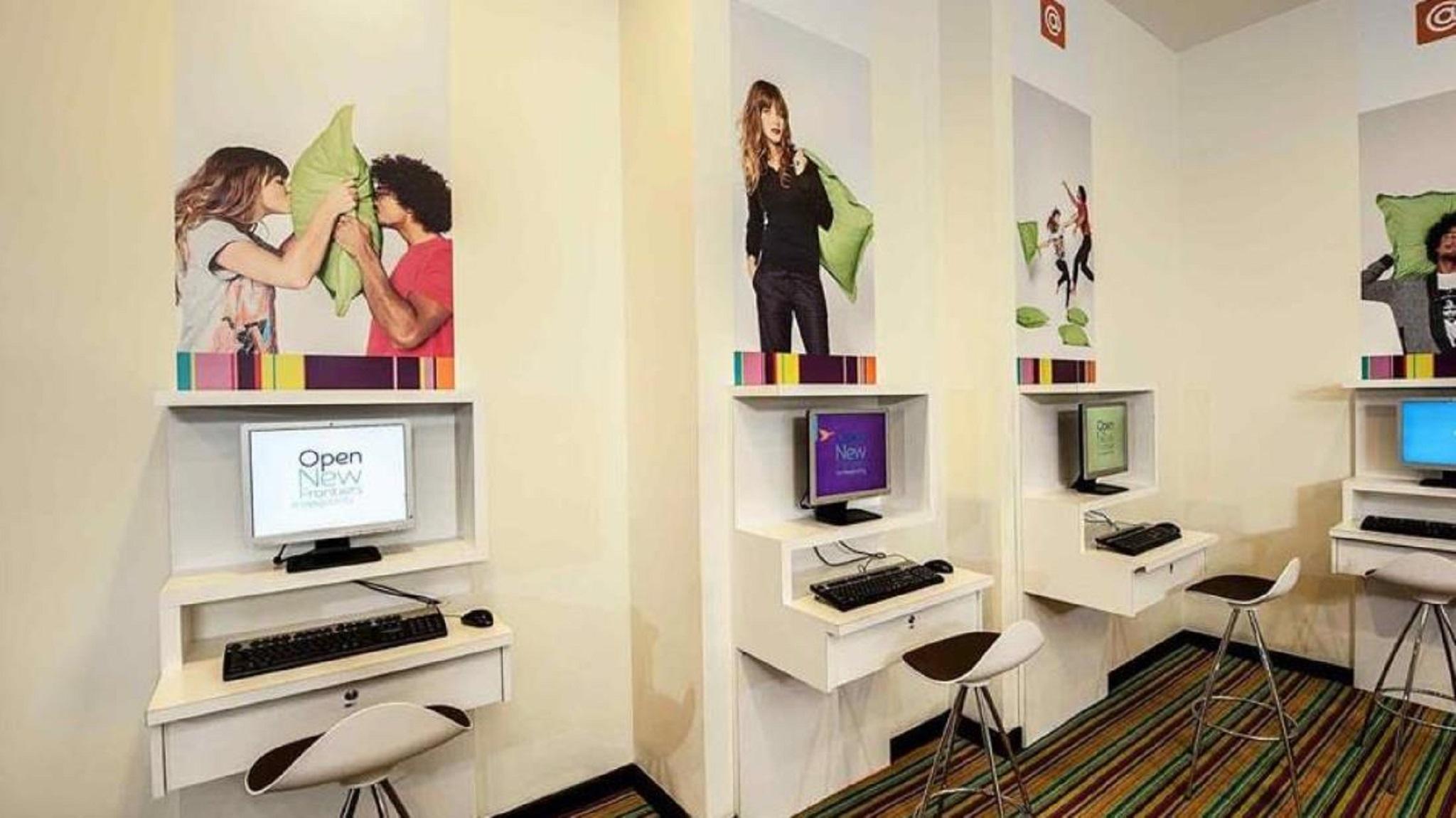 Ibis Styles Kuala Lumpur Fraser Business Park Exterior photo