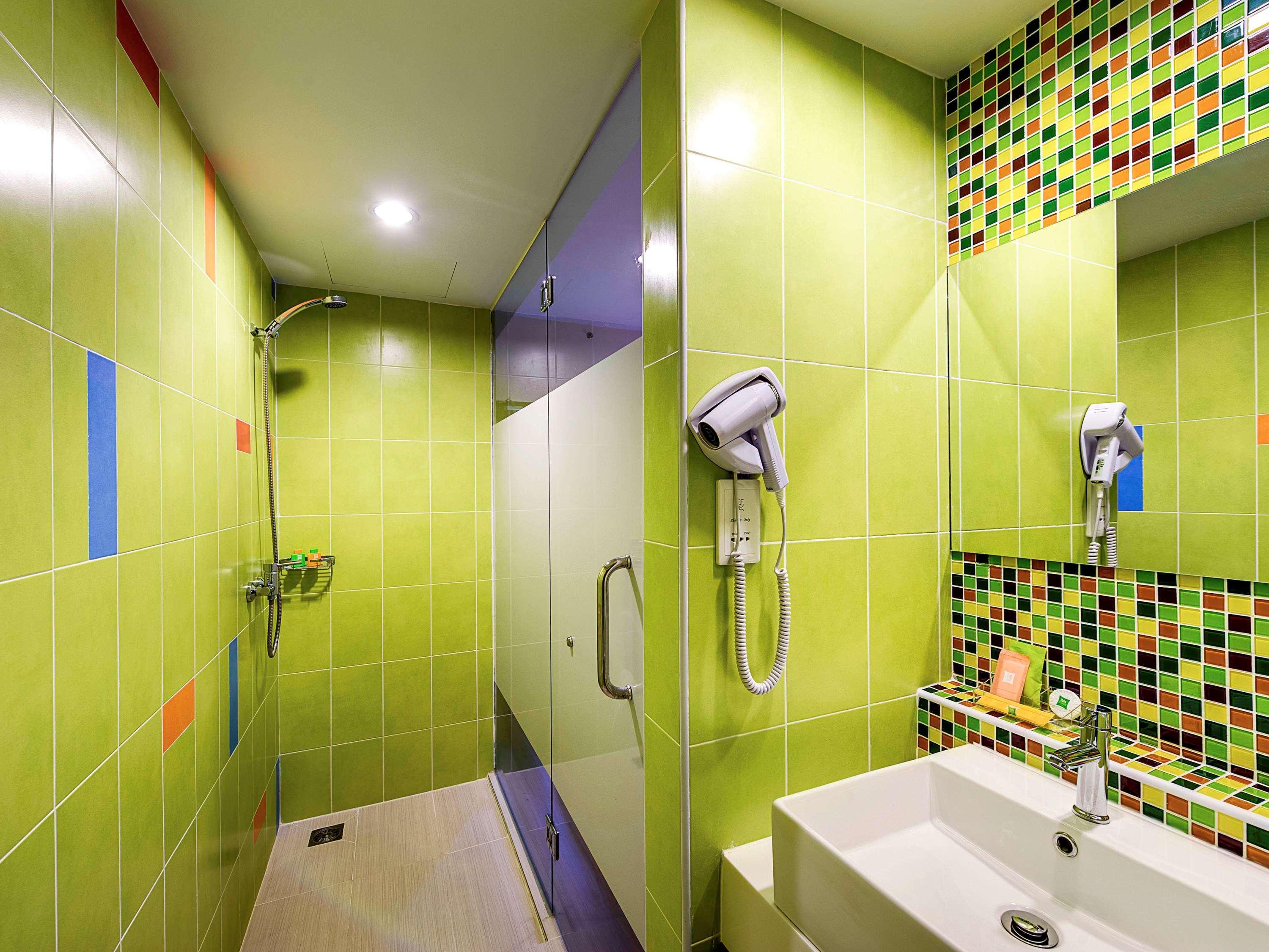 Ibis Styles Kuala Lumpur Fraser Business Park Exterior photo