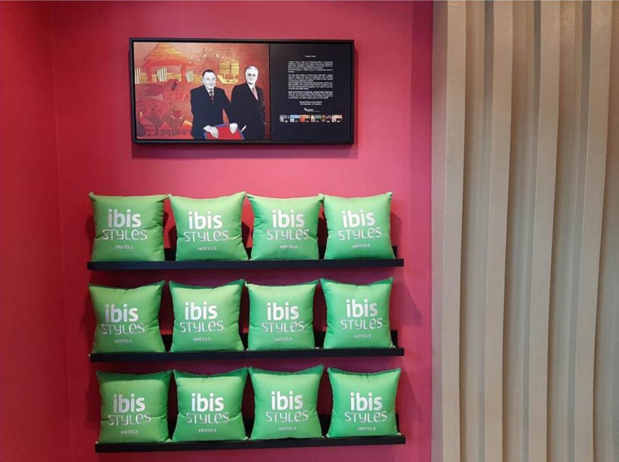 Ibis Styles Kuala Lumpur Fraser Business Park Exterior photo